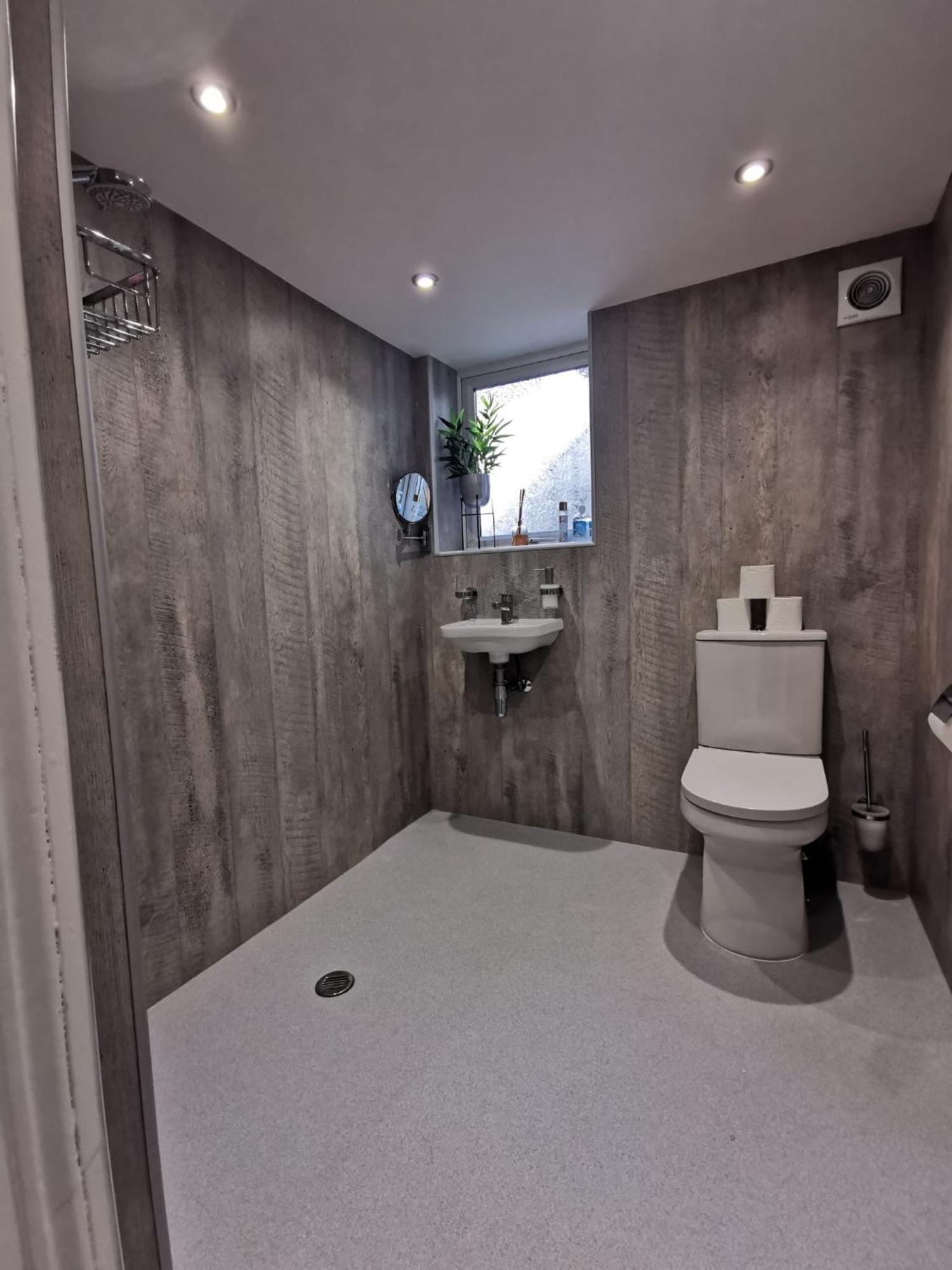 William Morris, Spacious Ground Floor Lux Double Bedroom Bexhill-on-Sea Extérieur photo